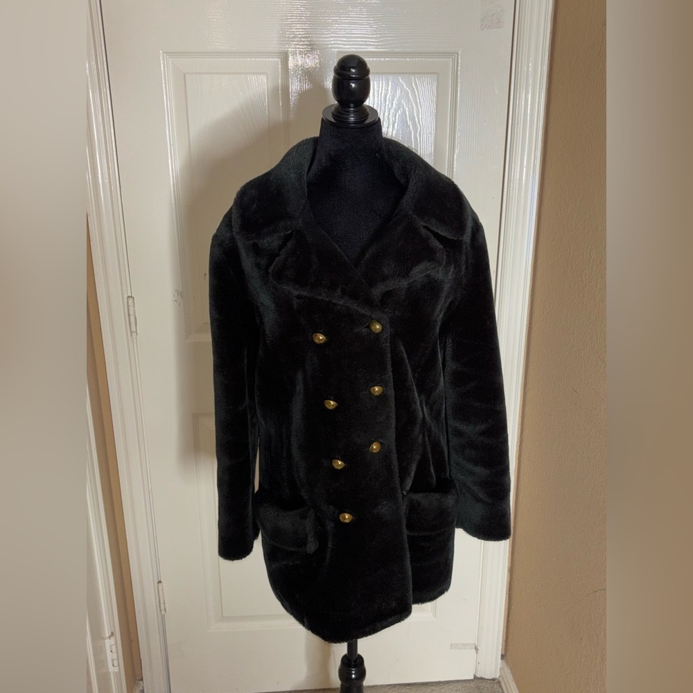 VTG MID CENTURY BLACK FAUX FUR PEA COAT GOLD BUTTONS MID LENGTH TIMELESS MEDIUM​